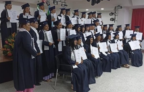 Graduados 130 estudiantes que cursaron virtualmente en el Instituto Técnico Cofrem