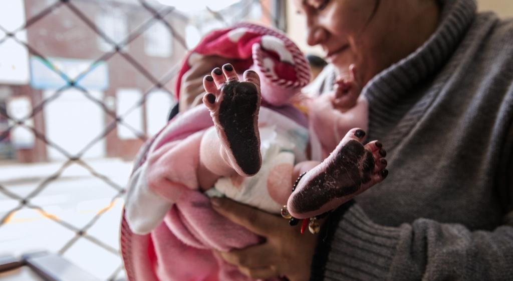 2360 menores inscritos en el registro civil de nacimiento llevan como primer apellido el de su progenitora, tras un año de la sanción de la Ley Aluna