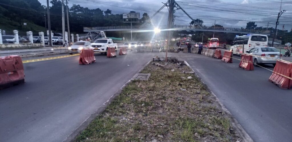 ¡Diciendo y haciendo!: el retorno vial frente a Funeraria La Paz, ya está al servicio de la gente