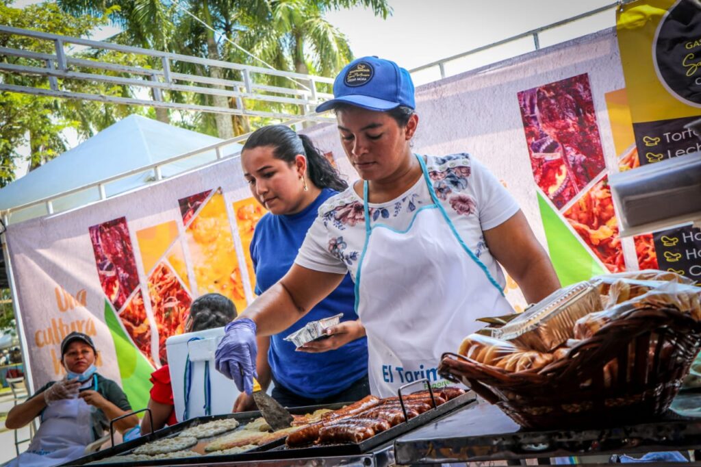 Ya están abiertas las puertas de las cocinas tradicionales, con delicias de más de 12 municipios