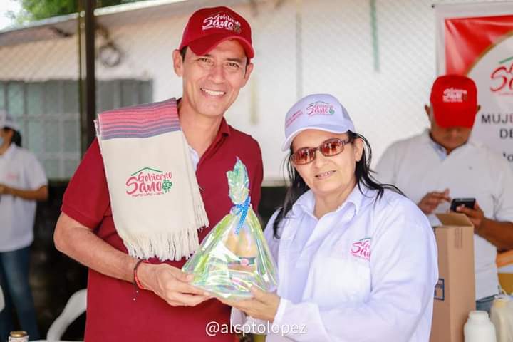 Mujeres de Puerto López se capacitan en transformación de productos agropecuarios