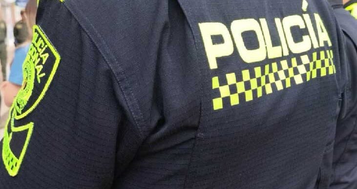 Procuraduría formuló cargos a patrulleros de la policía por posible acceso carnal violento a una menor de edad