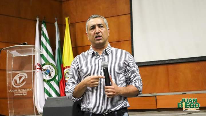 Solo sirve para el continuismo y la politiquería: Juan Diego Muñoz sobre la lista cerrada