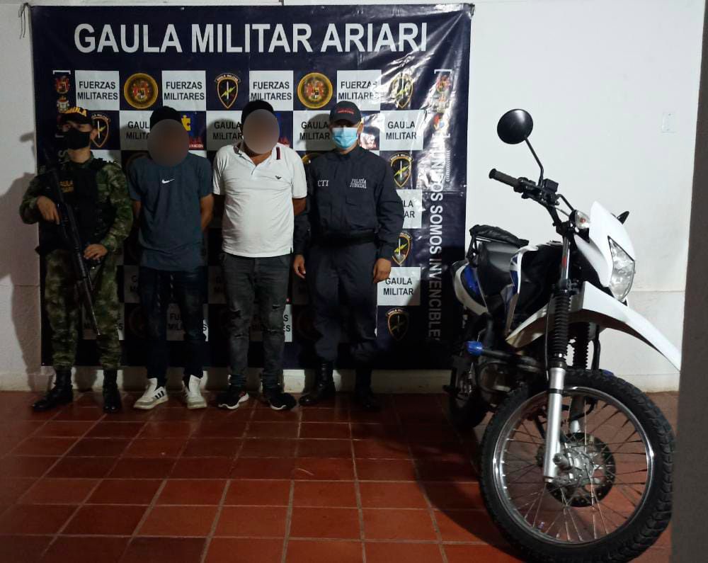 Capturados en flagrancia dos sujetos cuando cobraban 20 millones de pesos en Fuentedeoro