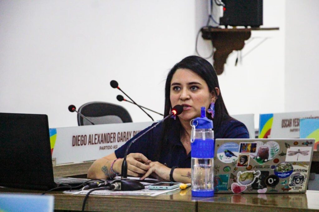 Aprobado en primer debate la política pública de bienestar animal
