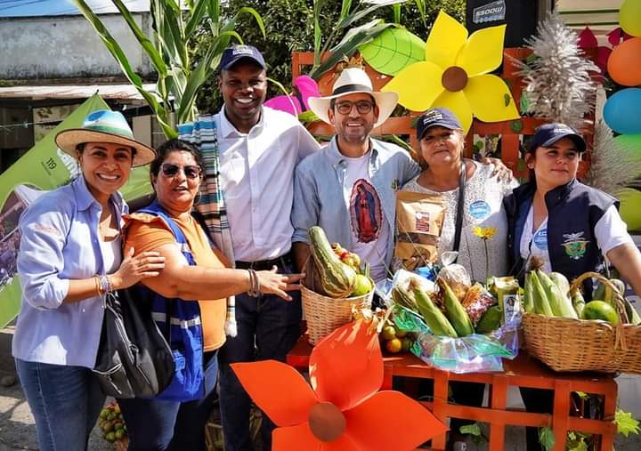Misión cumplida; $500 millones en ventas en el mercado campesino más grande de Colombia